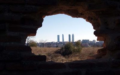 Las cuatro torres: a favor
