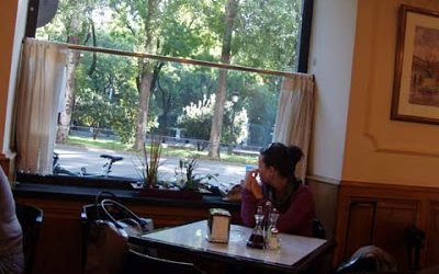 Cafetería del Hotel Mora