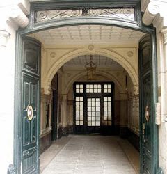 Portales de la calle del Barquillo