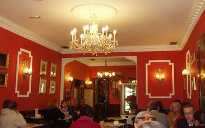 El Salón de Té de El Riojano.