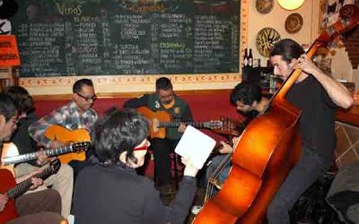 Ensayando el Jazz Gitano