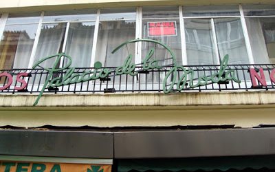 Los rótulos de hierro en los comercios madrileños