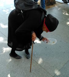 La mendicidad organizada en las calles de Madrid