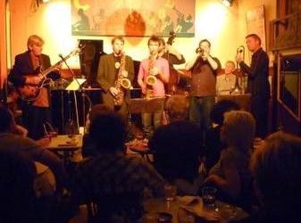 No nos pueden dejar sin el Café Central