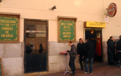 Hora del aperitivo en El Rastro