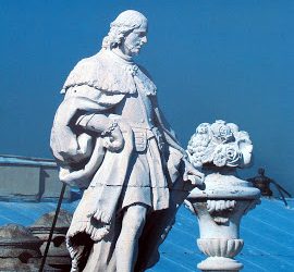 Las estatuas del Palacio Real