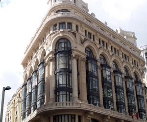 Gran Vía, 27: Casa Matesanz