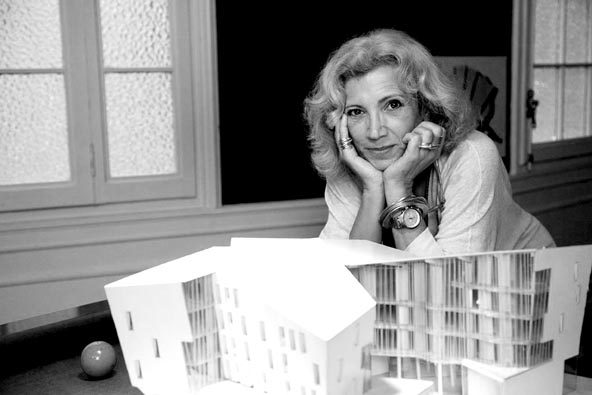 «Hemos regalado nuestras ciudades al dinero».