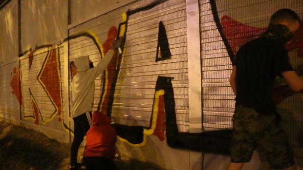 El daño que hacen las pintadas.