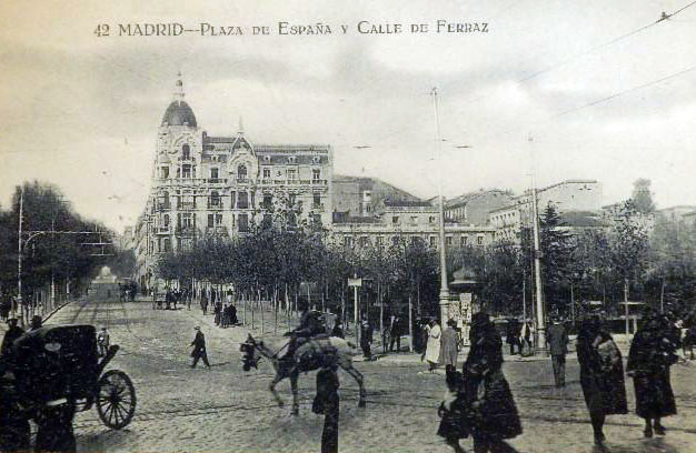 «Secretos del Barrio de Argüelles» - Visita guiada en marzo en Madrid